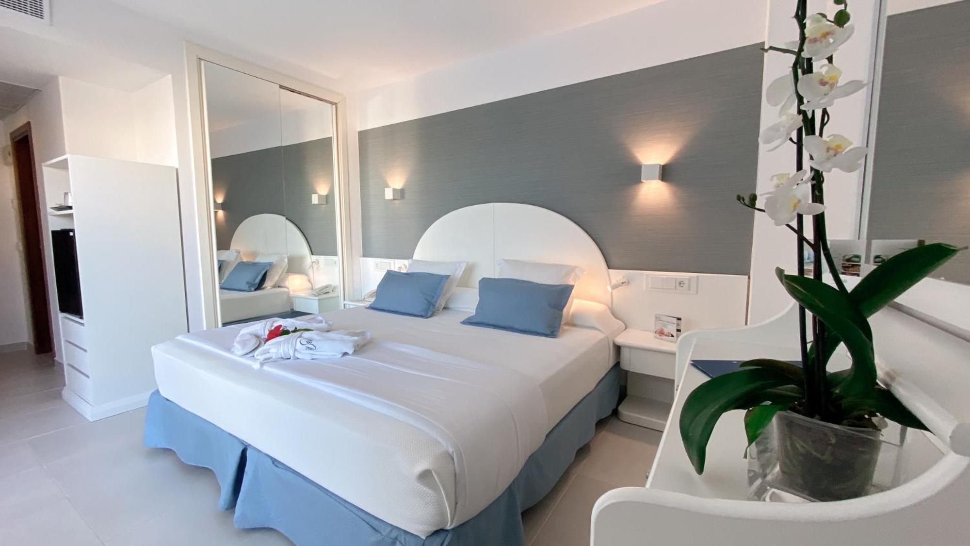 Reverence Life Hotel - Adults Only Santa Ponsa Bilik gambar